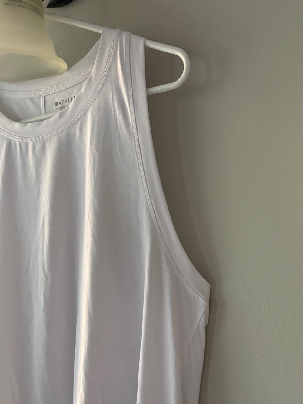 Athleta White High-Low Sleeveless Racerback Tank - Picture 4 of 7